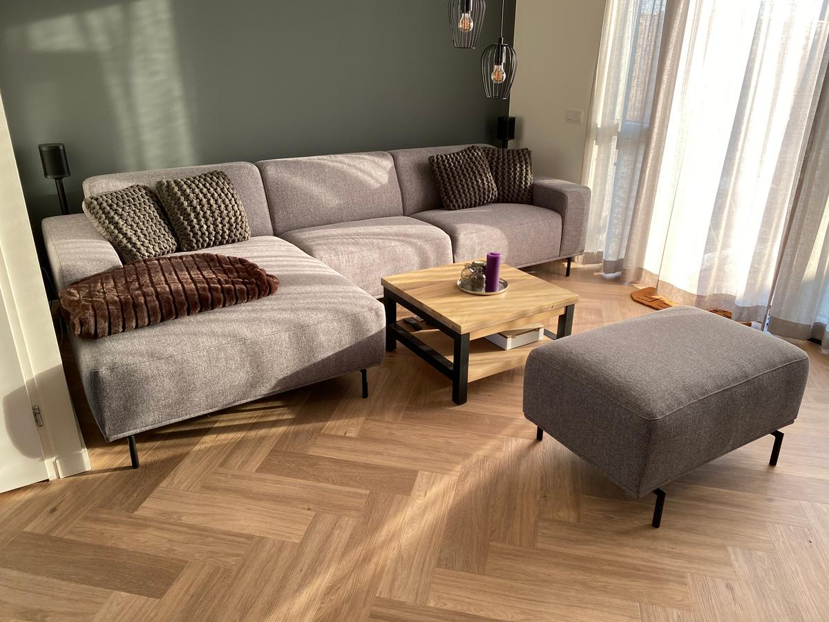 Herringbone Flooring for the Coziest Rustic Atmosphere
