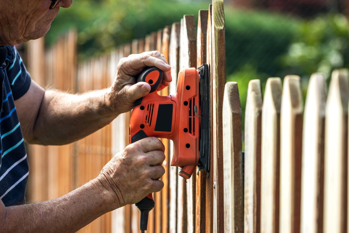 Tips and Tricks to Matching the Fence to Any Home's Exterior