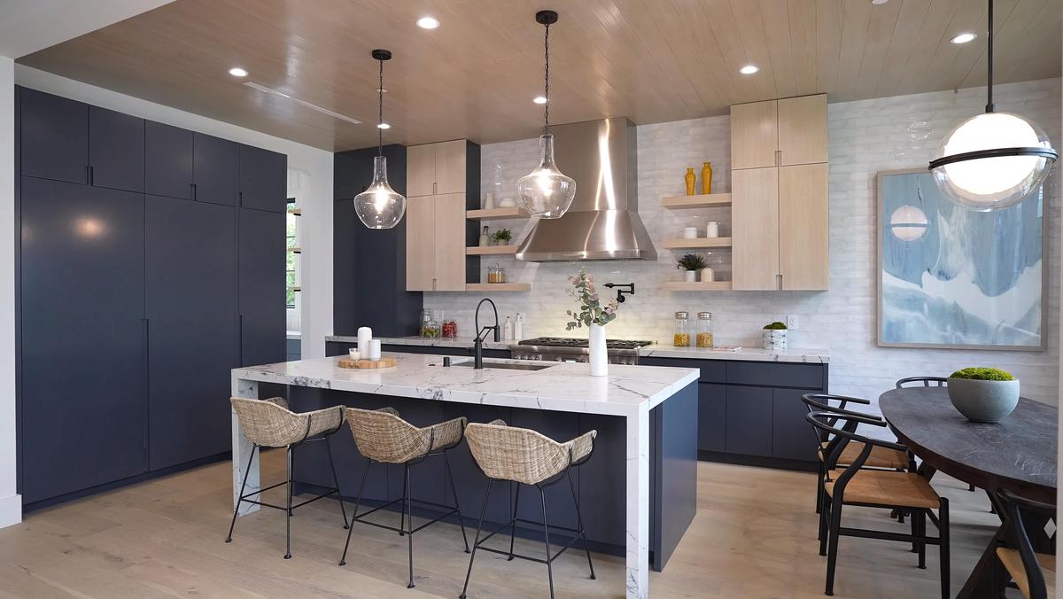 Clean lines and minimal details make a kitchen modern.