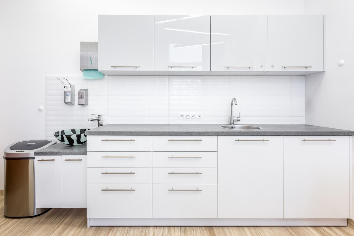 Modern Cabinet Materials Perfect for Heavy Lifting