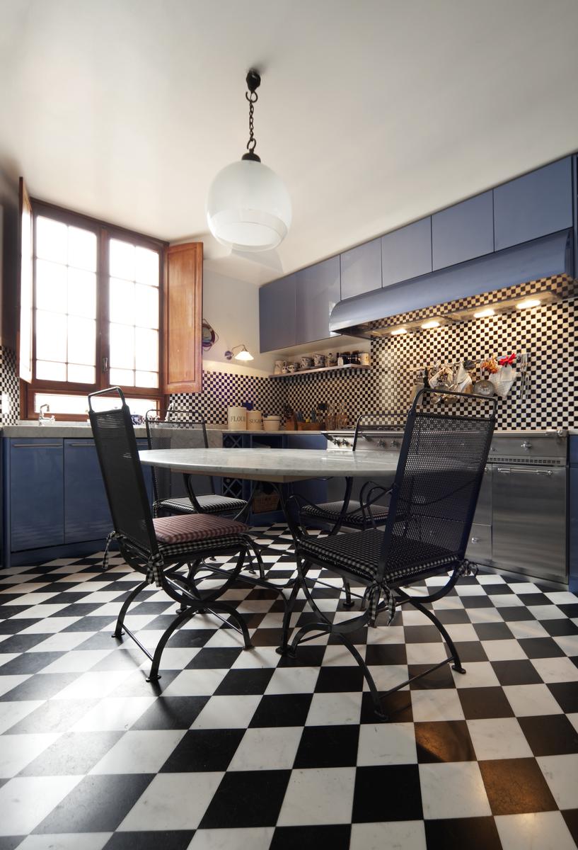Checkered Tile Patterns We're All Too Familiar With But Still Love