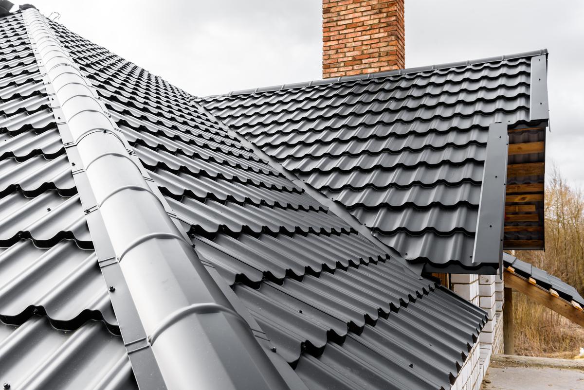 Discover the various types of roof shingles and choose the perfect one for your home's style and durability needs.