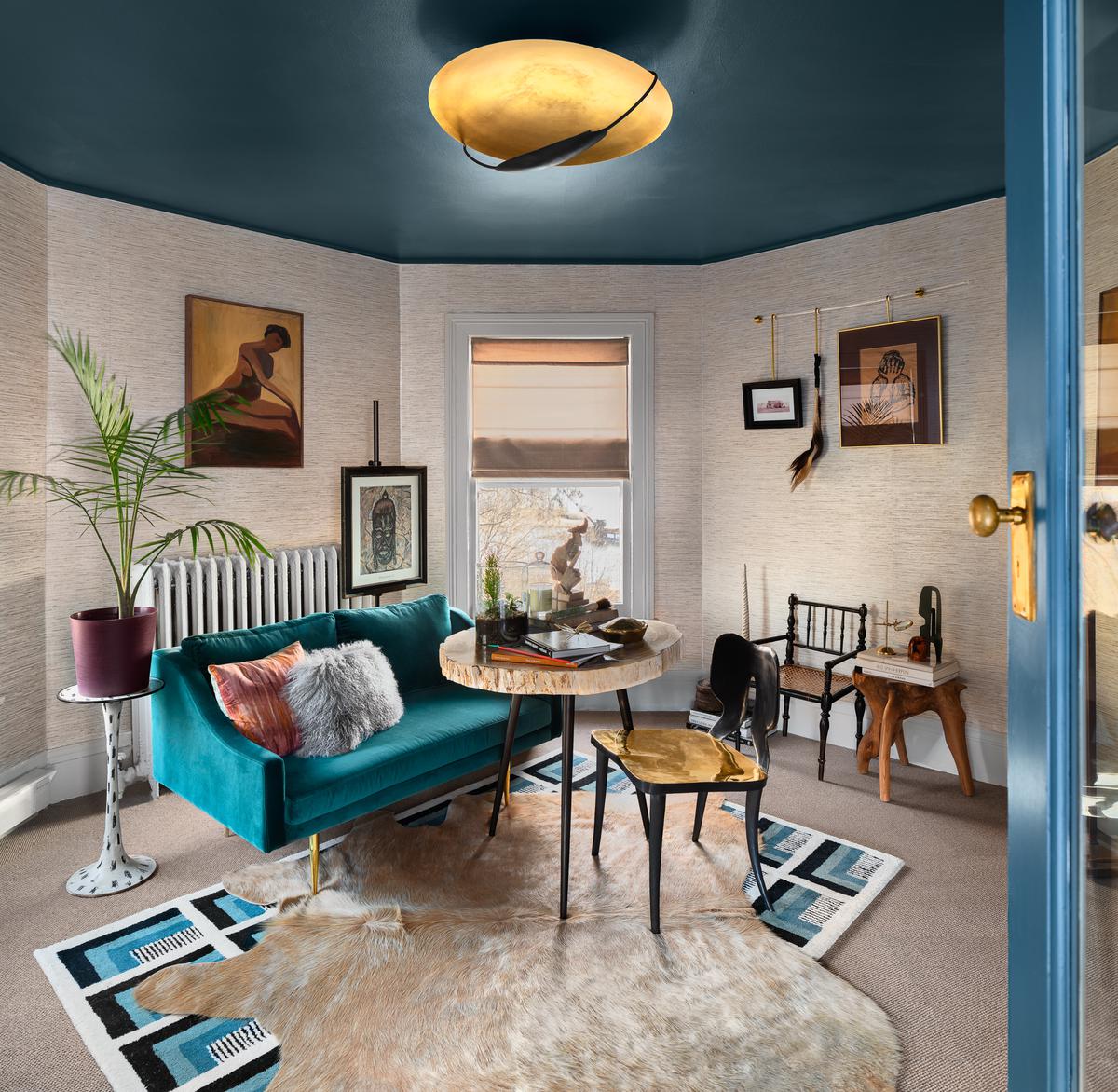 Treehouse Modern by KD Reid. Photographer: Ariel Camilo