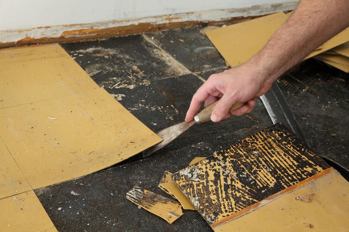 Vinyl Floor Tiles May Be Home to Asbestos