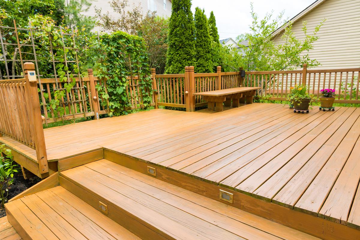 A General Guide To Building Your Own Floating Deck